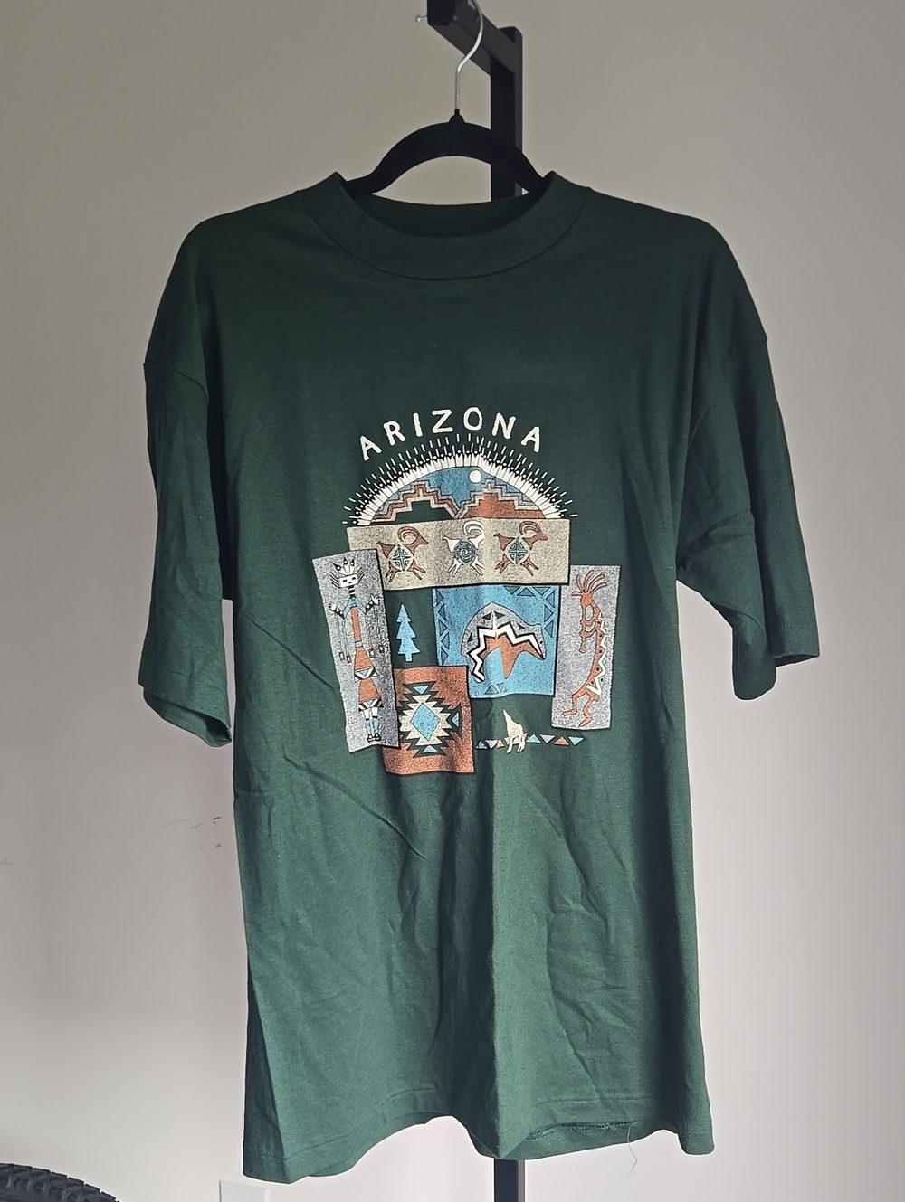 Vintage Prairie Mountain Single Stitch Arizona Tee in Forest Green Size:L